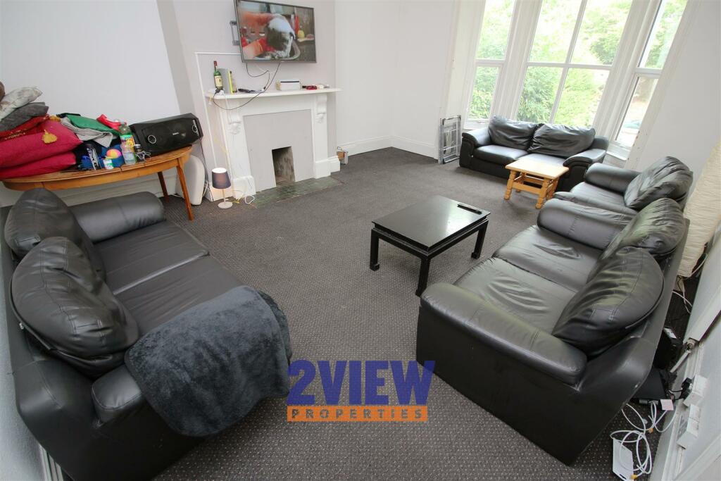 10 bed Detached for rent in Leeds. From Abode - Leeds