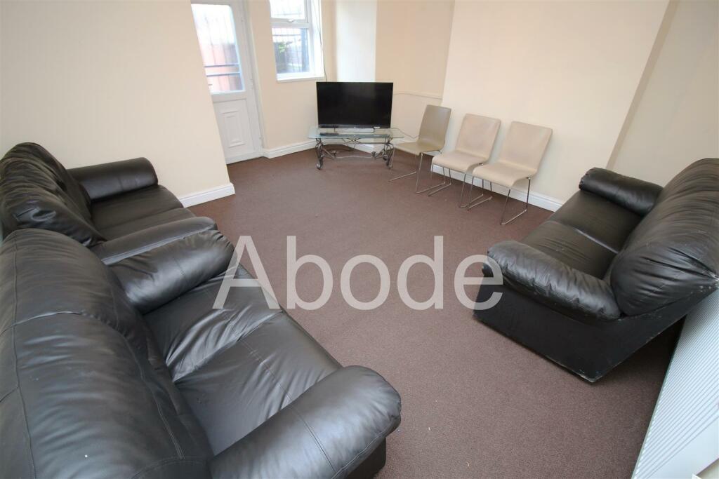 6 bed Detached for rent in Leeds. From Abode - Leeds