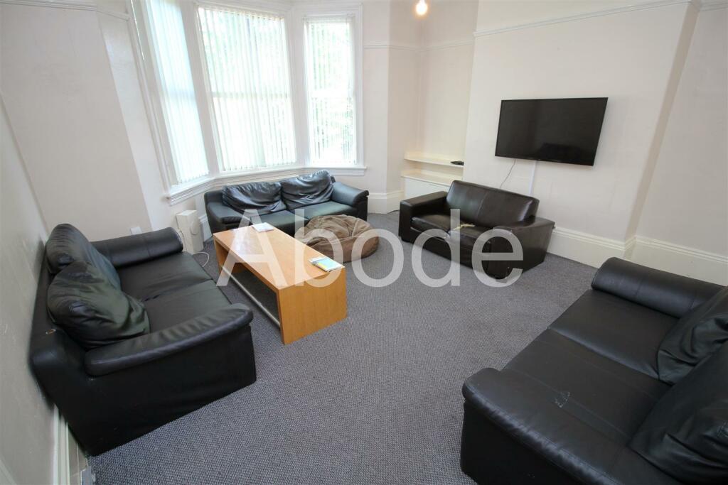 9 bed Detached for rent in Leeds. From Abode - Leeds
