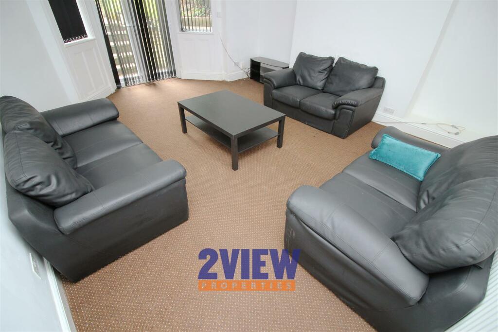 7 bed Detached for rent in Leeds. From Abode - Leeds 7 bed Detached for rent in Leeds. From Abode - Leeds