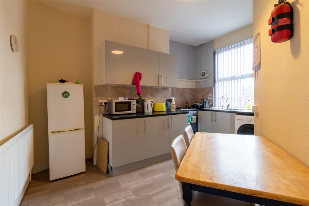 2 bed 1st Floor Flat for rent in Leeds. From Abode - Leeds 2 bed 1st Floor Flat for rent in Leeds. From Abode - Leeds