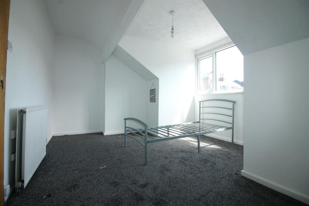 2 bed 1st Floor Flat for rent in Leeds. From Abode - Leeds 2 bed 1st Floor Flat for rent in Leeds. From Abode - Leeds