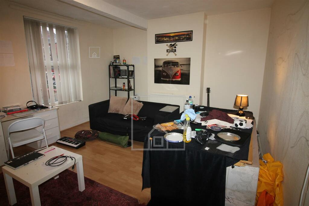2 bed 1st Floor Flat for rent in Leeds. From Abode - Leeds