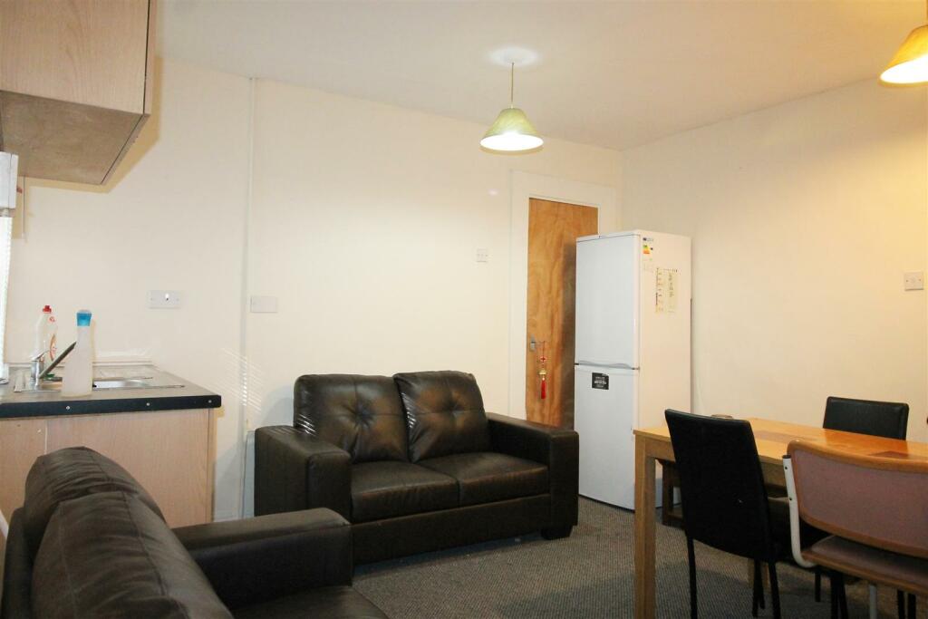 4 bed Detached for rent in Leeds. From Abode - Leeds