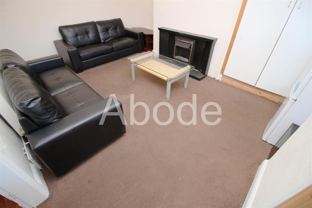 4 bed Detached for rent in Leeds. From Abode - Leeds
