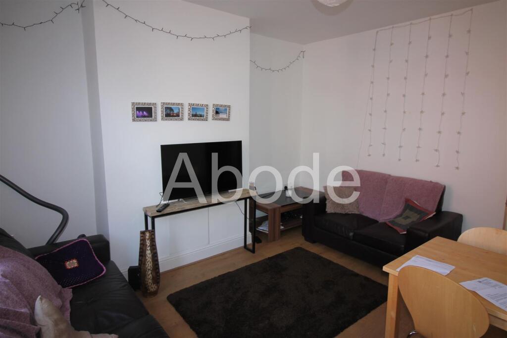 2 bed Detached for rent in Leeds. From Abode - Leeds 2 bed Detached for rent in Leeds. From Abode - Leeds
