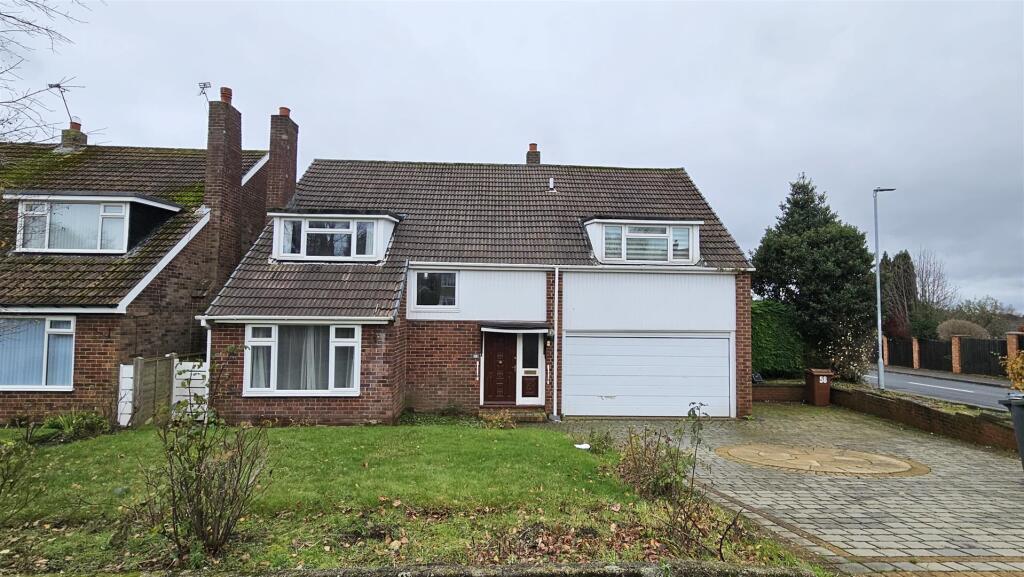 5 bed Detached for rent in Leeds. From Abode - Leeds