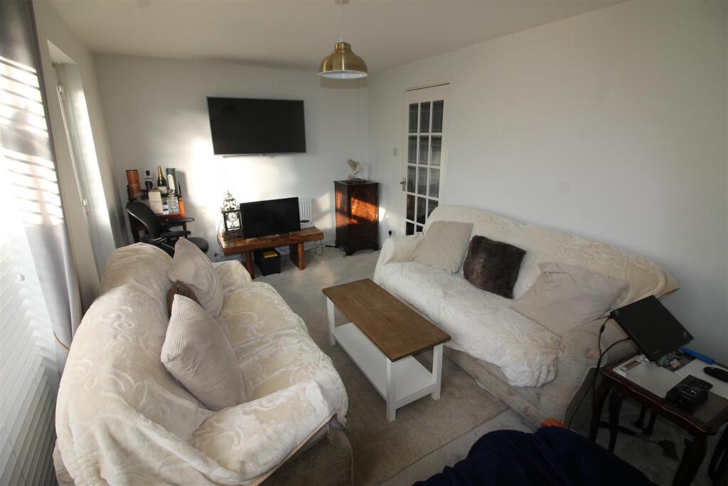 3 bed Detached for rent in Leeds. From Abode - Leeds 3 bed Detached for rent in Leeds. From Abode - Leeds