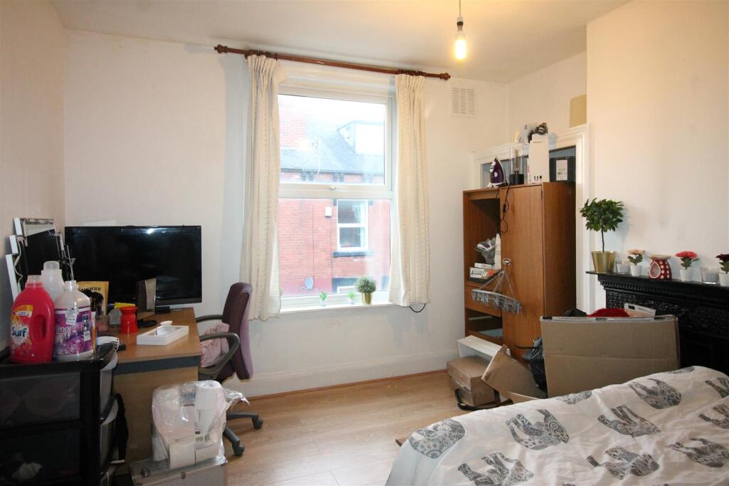 3 bed Detached for rent in Leeds. From Abode - Leeds