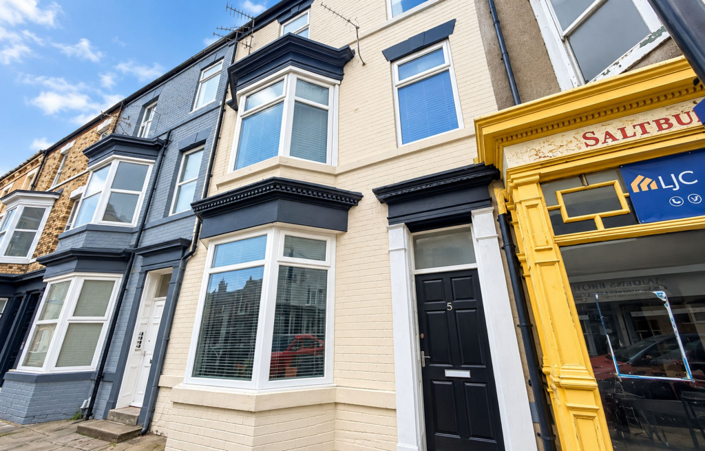 2 bed 1st Floor Flat for rent in Saltburn-by-the-Sea. From Michael Poole - Redcar