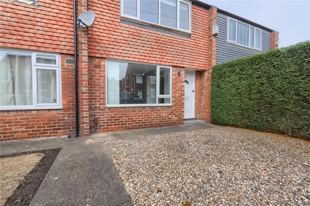 2 bed Mid Terraced House for rent in Aislaby. From Michael Poole - Yarm 2 bed Mid Terraced House for rent in Aislaby. From Michael Poole - Yarm