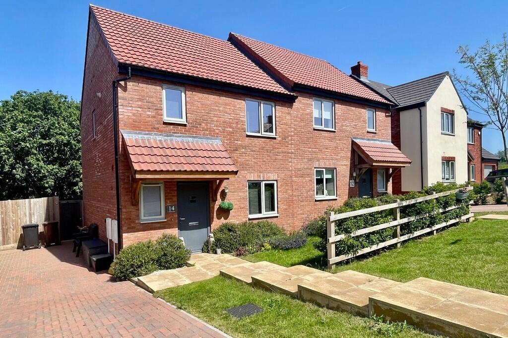 3 bed Semi Detached for rent in Frisby on the Wreake. From Middletons - Melton Mowbray 3 bed Semi Detached for rent in Frisby on the Wreake. From Middletons - Melton Mowbray