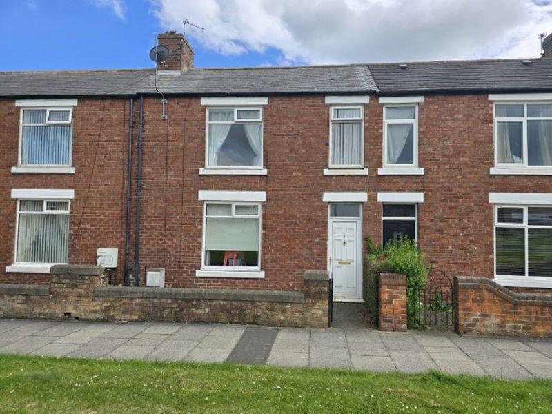 2 bed Mid Terraced House for rent in Guide Post. From Mike Rogerson Estate Agents - Bedlington