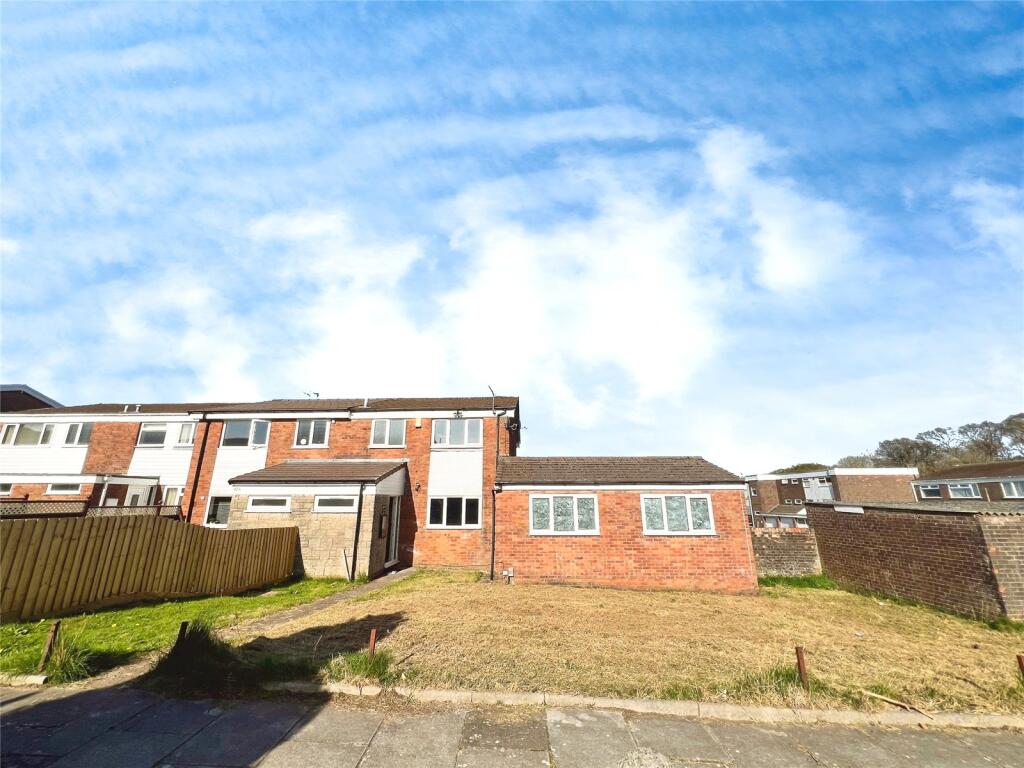 3 bed Mid Terraced House for rent in Cardiff. From Moginie James - Cyncoed