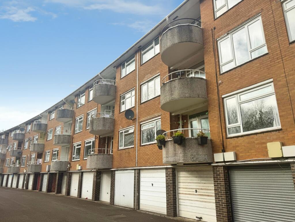 2 bed 1st Floor Flat for rent in Cardiff. From Moginie James - Cyncoed 2 bed 1st Floor Flat for rent in Cardiff. From Moginie James - Cyncoed