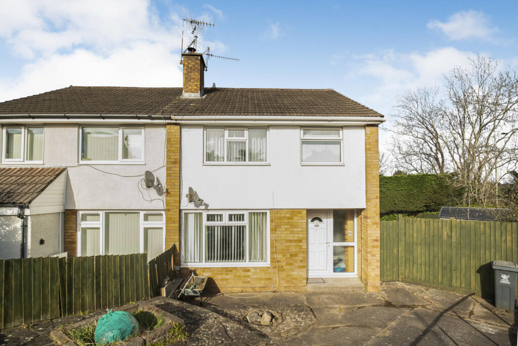 3 bed Semi Detached for rent in Cardiff. From Moginie James - Cyncoed 3 bed Semi Detached for rent in Cardiff. From Moginie James - Cyncoed