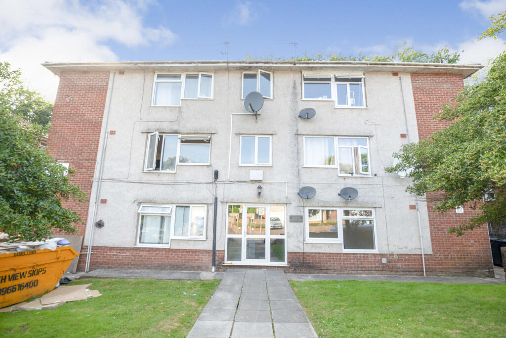 4 bed Studio for rent in Cardiff. From Moginie James - Cyncoed