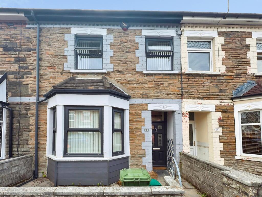 4 bed Mid Terraced House for rent in Pen-y-coedcae. From Moginie James - Cyncoed