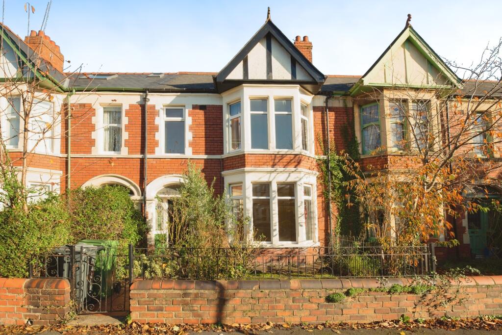 3 bed Mid Terraced House for rent in Cardiff. From Moginie James - Cyncoed