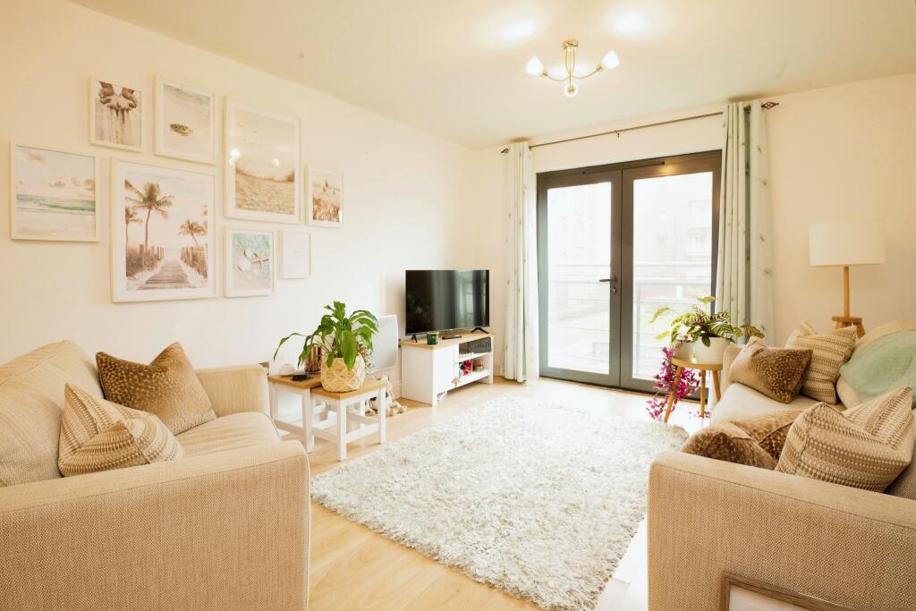 1 bed 1st Floor Flat for rent in Cardiff. From Moginie James - Pontcanna