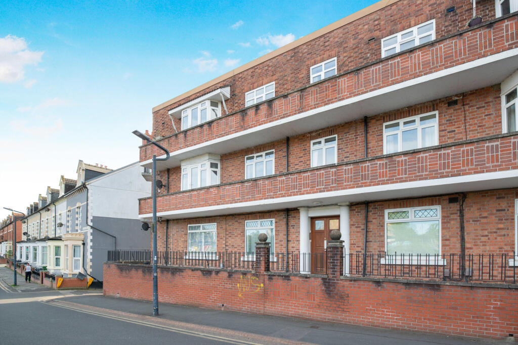 3 bed 1st Floor Flat for rent in Cardiff. From Moginie James - Pontcanna