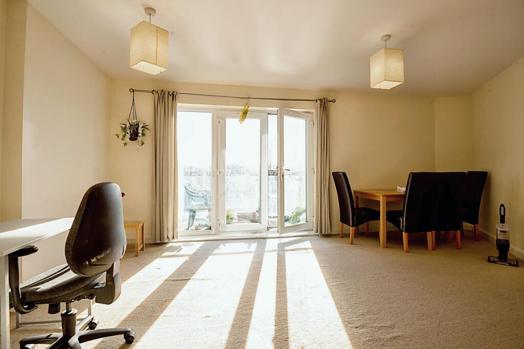 2 bed 1st Floor Flat for rent in Cardiff. From Moginie James - Pontcanna 2 bed 1st Floor Flat for rent in Cardiff. From Moginie James - Pontcanna