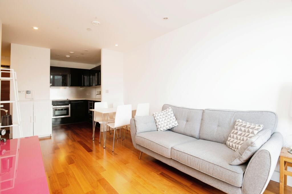 1 bed 1st Floor Flat for rent in Cardiff. From Moginie James - Pontcanna 1 bed 1st Floor Flat for rent in Cardiff. From Moginie James - Pontcanna