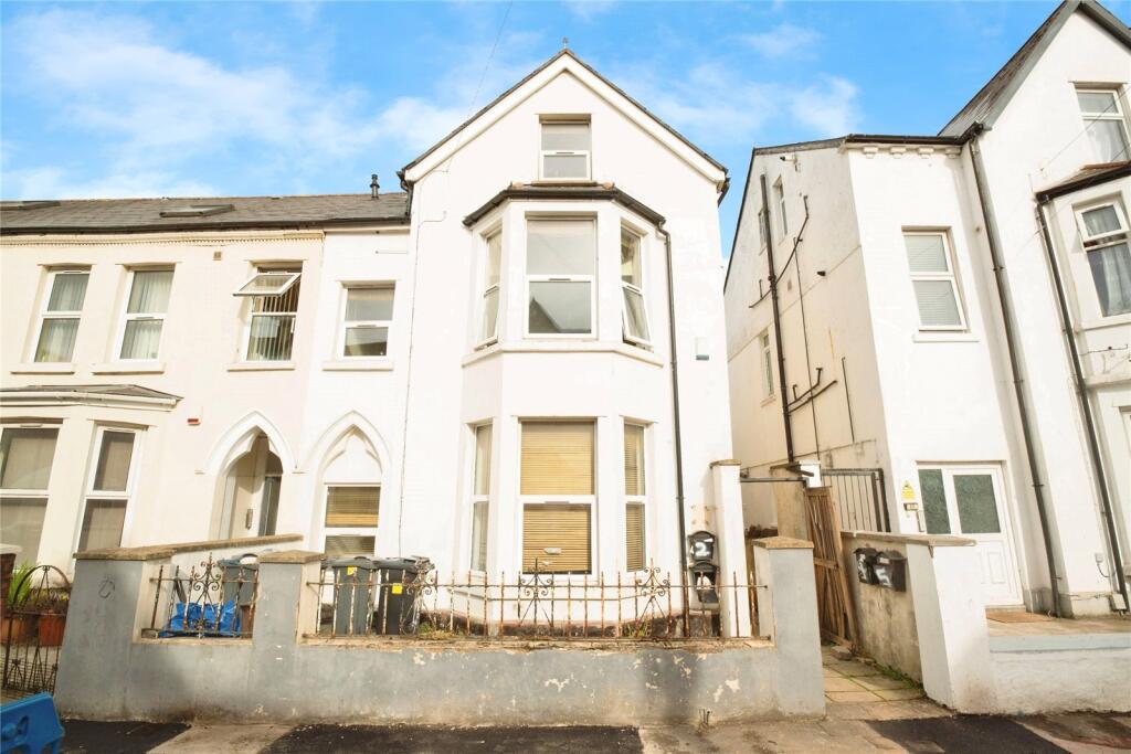 2 bed 1st Floor Flat for rent in Cardiff. From Moginie James - Roath