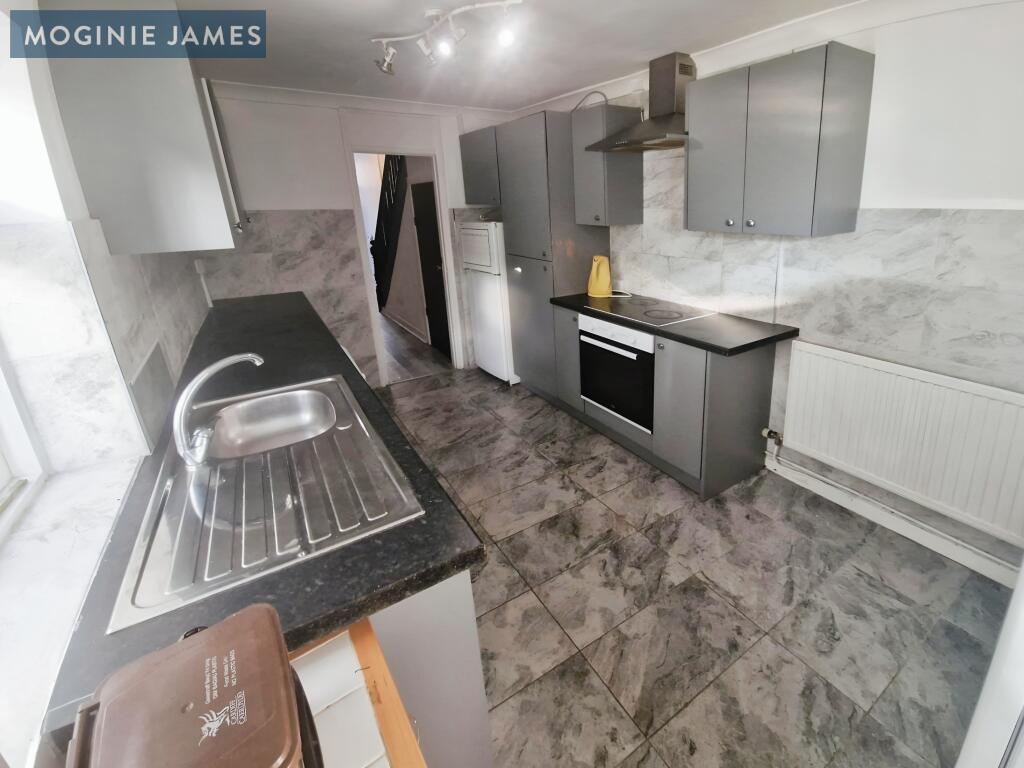 3 bed Mid Terraced House for rent in Cardiff. From Moginie James - Roath