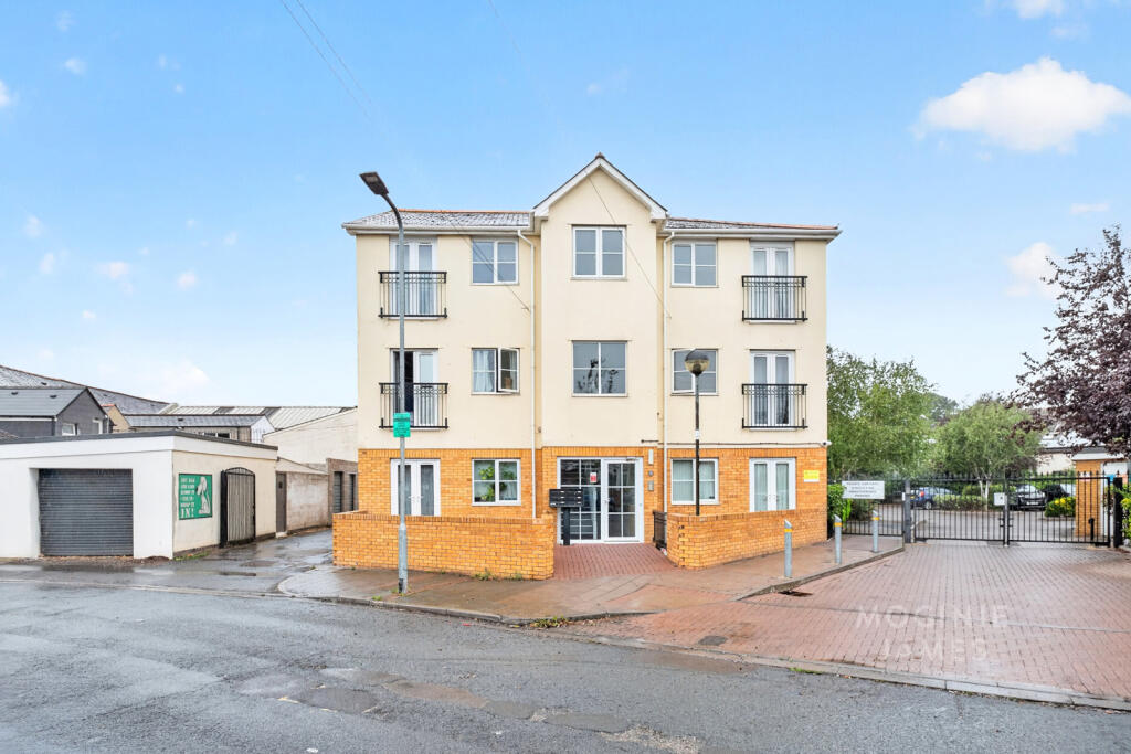 2 bed 1st Floor Flat for rent in Cardiff. From Moginie James - Roath 2 bed 1st Floor Flat for rent in Cardiff. From Moginie James - Roath