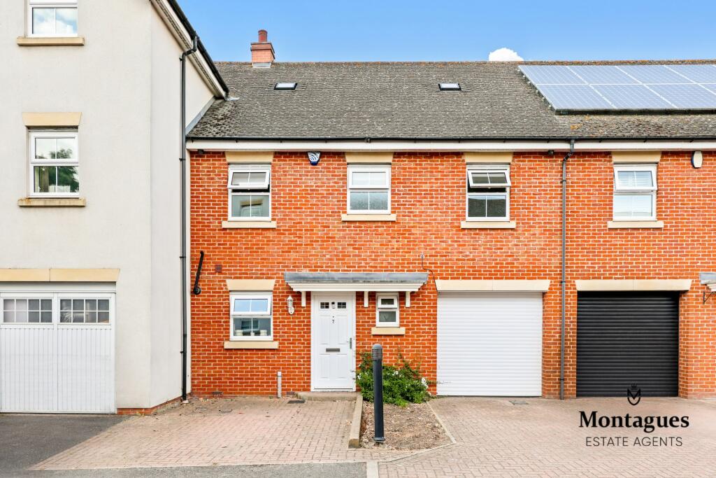 4 bed Detached for rent in Thornwood Common. From Montagues - Epping 4 bed Detached for rent in Thornwood Common. From Montagues - Epping