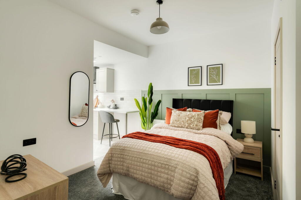 1 bed HMO for rent in Swindon. From Moovahome - Swindon
