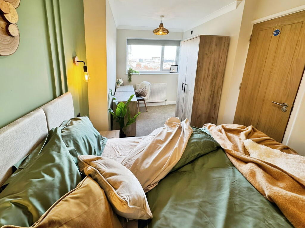 1 bed House Share for rent in Swindon. From Moovahome - Swindon