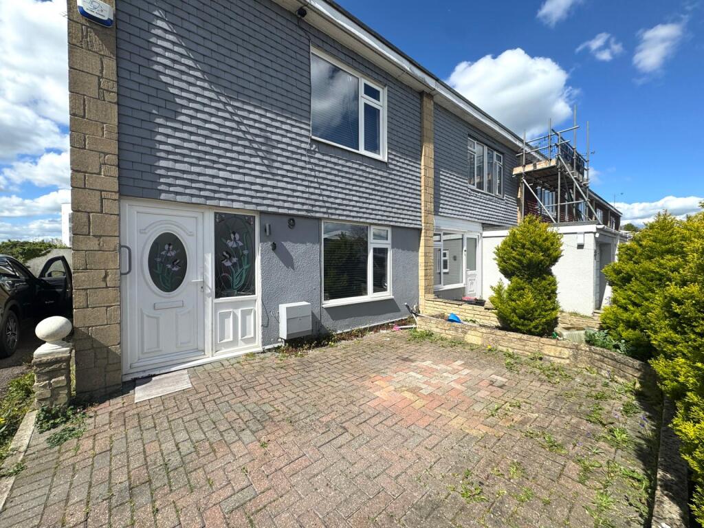 3 bed End of Terrace for rent in Swindon. From Moovahome - Swindon