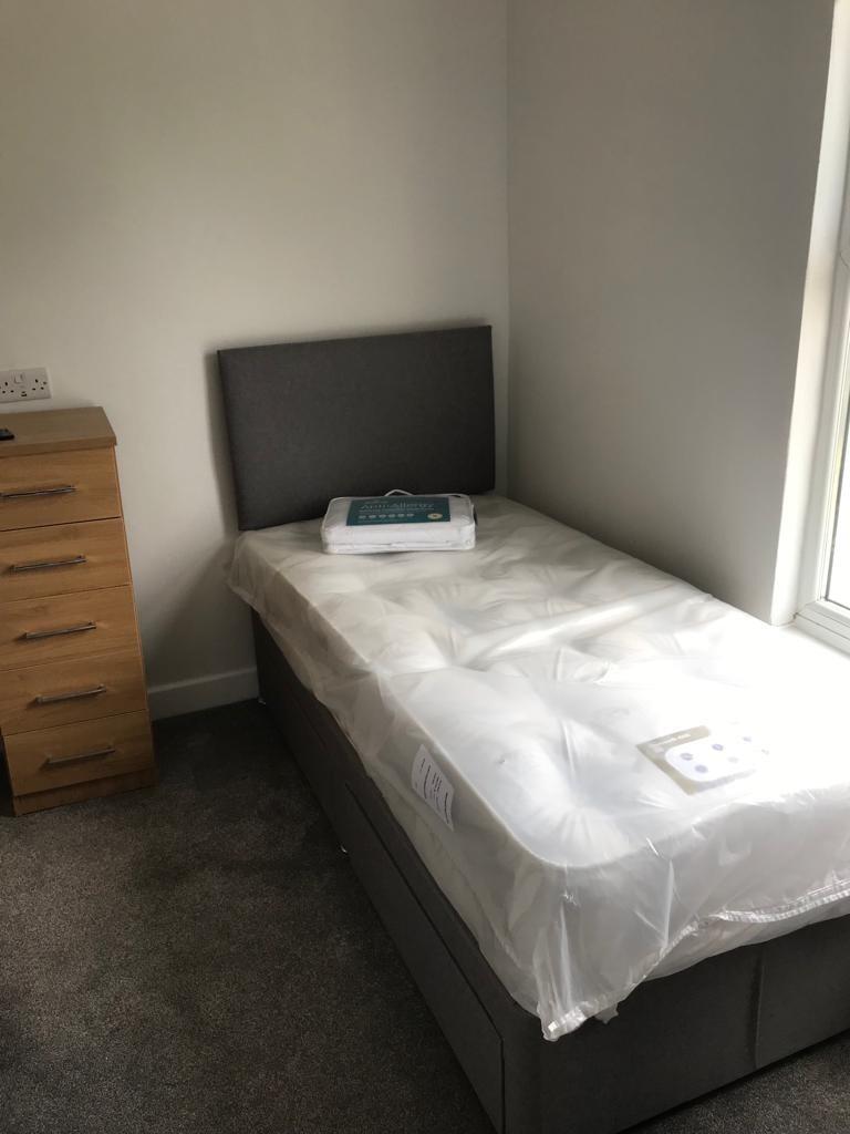 1 bed House Share for rent in Swindon. From Moovahome - Swindon