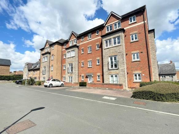2 bed Detached for rent in Stratton St Margaret. From Moovahome - Swindon