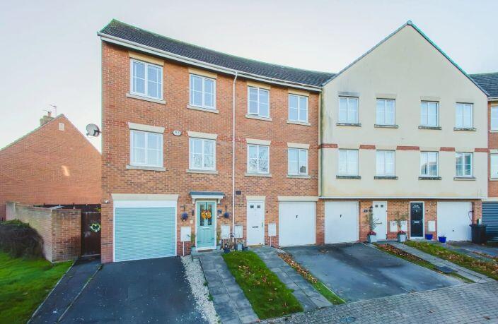 1 bed HMO for rent in Stratton St Margaret. From Moovahome - Swindon