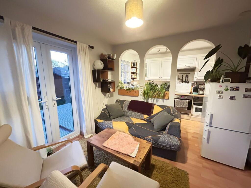 1 bed Semi Detached for rent in Lydiard Millicent. From Moovahome - Swindon