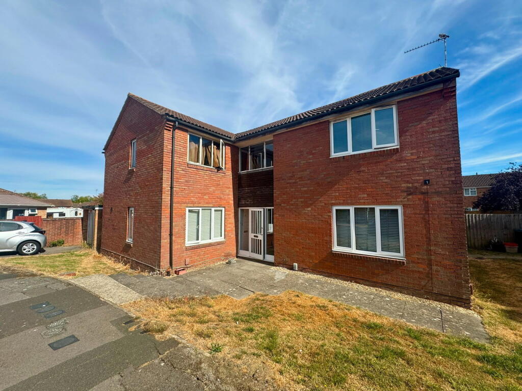4 bed Town House for rent in Lydiard Millicent. From Moovahome - Swindon