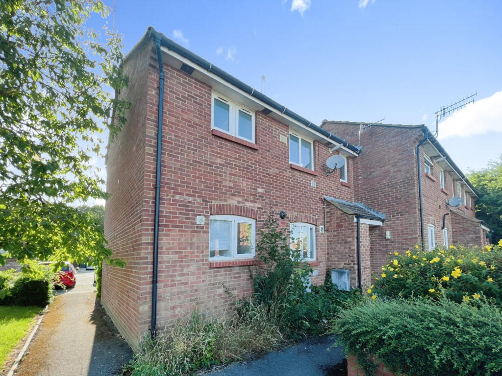 1 bed Detached for rent in Blunsdon St Andrew. From Moovahome - Swindon