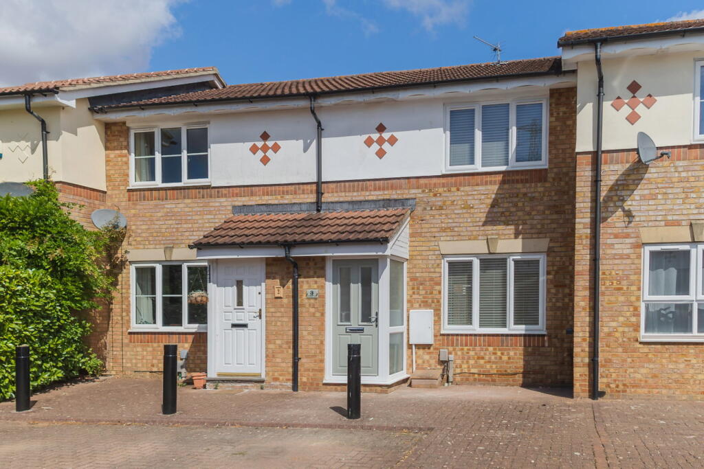 2 bed Mid Terraced House for rent in Blunsdon St Andrew. From Moovahome - Swindon 2 bed Mid Terraced House for rent in Blunsdon St Andrew. From Moovahome - Swindon