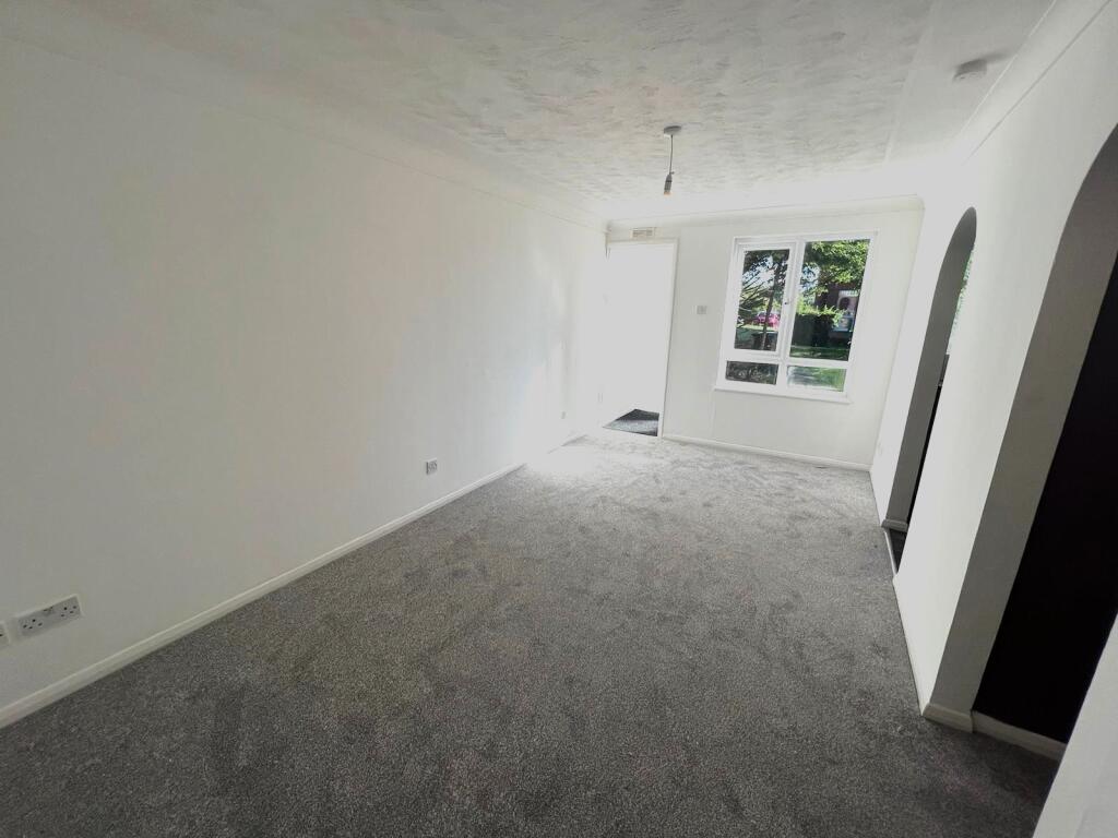 1 bed Town House for rent in Lydiard Millicent. From Moovahome - Swindon