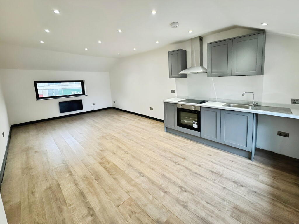 1 bed 1st Floor Flat for rent in Swindon. From Moovahome - Swindon