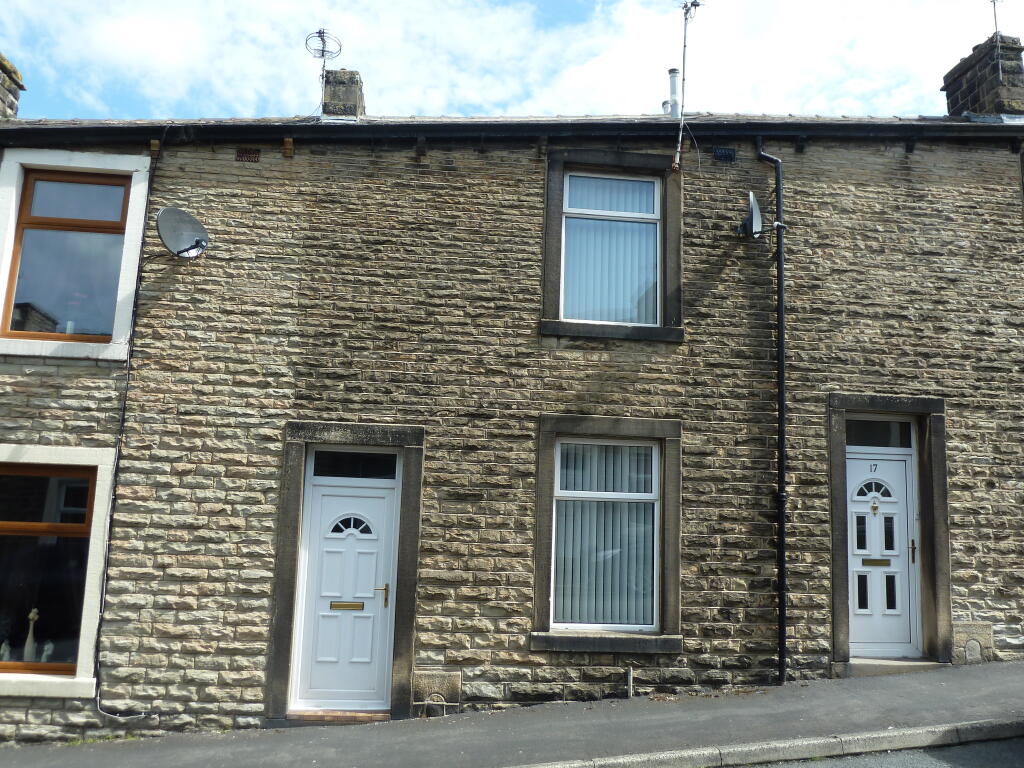 2 bed Mid Terraced House for rent in Clitheroe. From Mortimers - Clitheroe 2 bed Mid Terraced House for rent in Clitheroe. From Mortimers - Clitheroe
