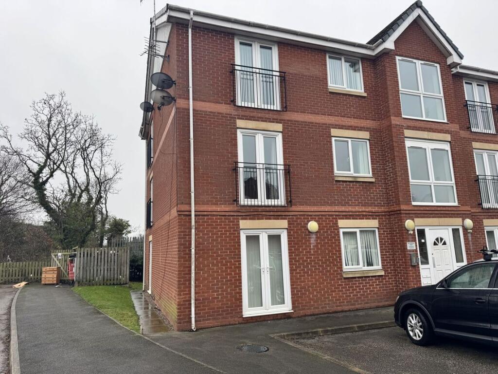 2 bed 1st Floor Flat for rent in Barnston. From Moscrops Estate Agents - Birkenhead 2 bed 1st Floor Flat for rent in Barnston. From Moscrops Estate Agents - Birkenhead