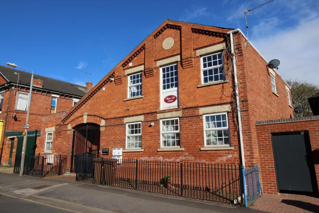 2 bed 1st Floor Flat for rent in Lincoln. From Mount & Minster - Lincoln