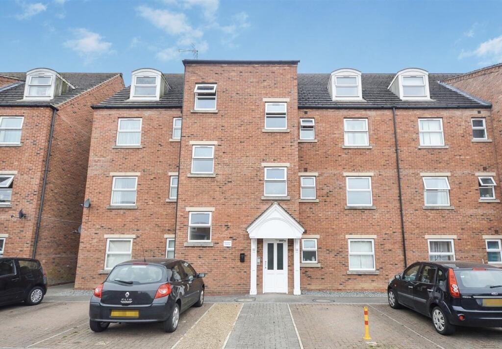 2 bed 1st Floor Flat for rent in Lincoln. From Mount & Minster - Lincoln