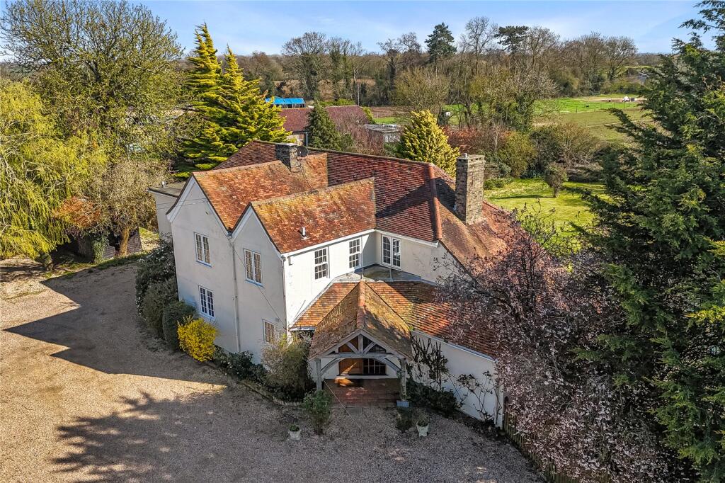 5 bed Detached for rent in Matching Tye. From Mullucks - Bishop's Stortford