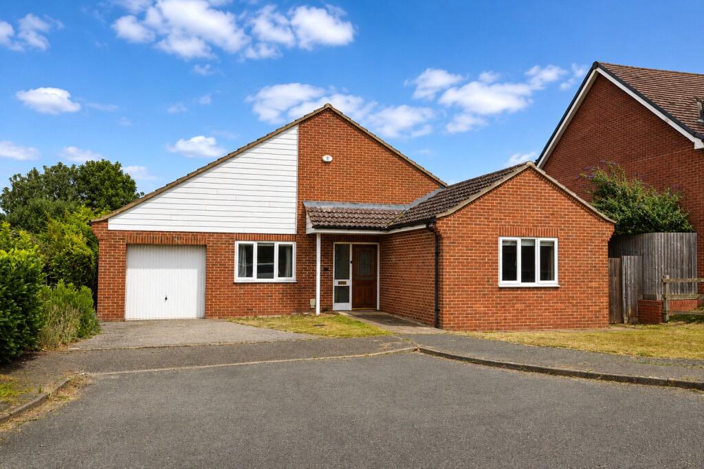 3 bed Bungalow for rent in Great Chesterford. From Mullucks - Bishop's Stortford