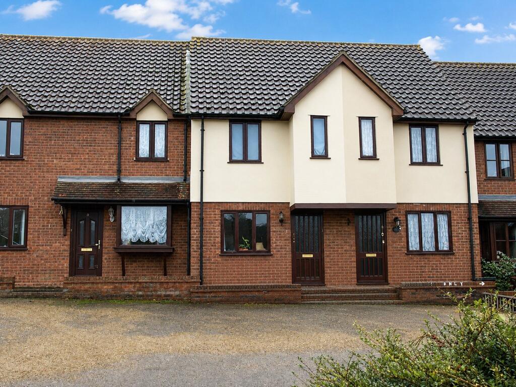 1 bed Mid Terraced House for rent in Stansted Mountfitchet. From Mullucks - Bishop's Stortford 1 bed Mid Terraced House for rent in Stansted Mountfitchet. From Mullucks - Bishop's Stortford
